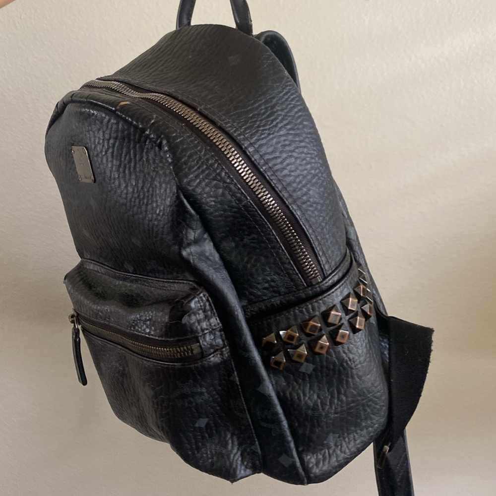 MCM Black Leather Backpack - Picture 5 of 16